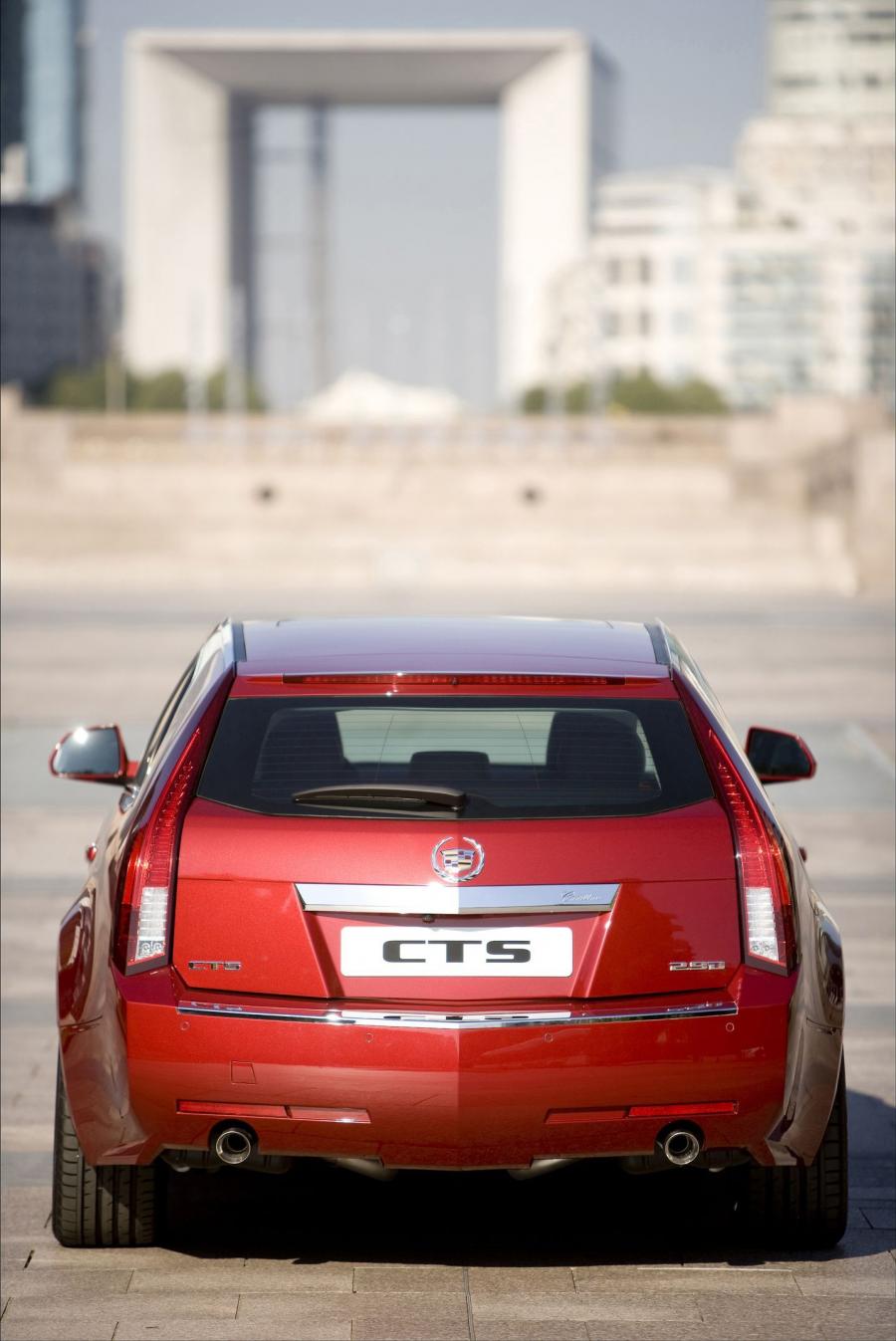  Cadillac CTS Sport Wagon 2008 года  (фото 50 из 68)